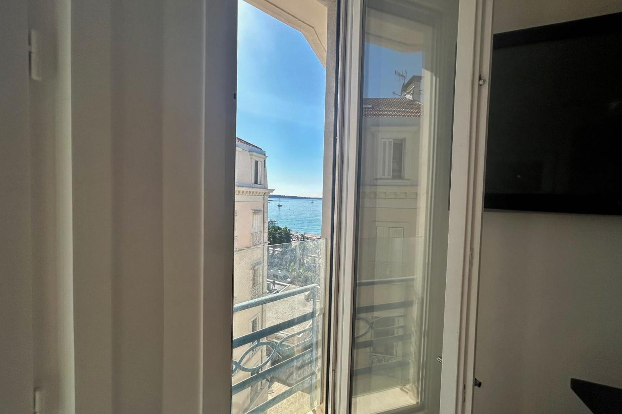 Haven Of Peace Overlooking The Croisette * Cannes